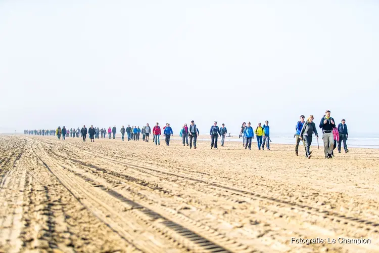 Prachtig wandelweer tijdens jubileumeditie van 30 van Zandvoort