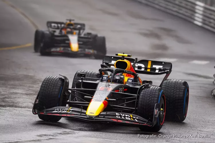 Perez wint chaotische GP Monaco, Verstappen wordt derde en loopt uit op Leclerc