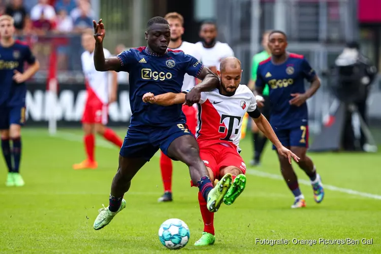 Ajax beleeft gemakkelijke middag bij FC Utrecht