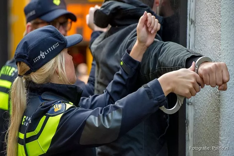 Drie verdachten aangehouden na woningoverval in Zandvoort