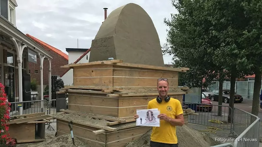 Zandkunstenaar Maxim doet gooi naar titel &#39;Europees Kampioen Zandsculpturen&#39;