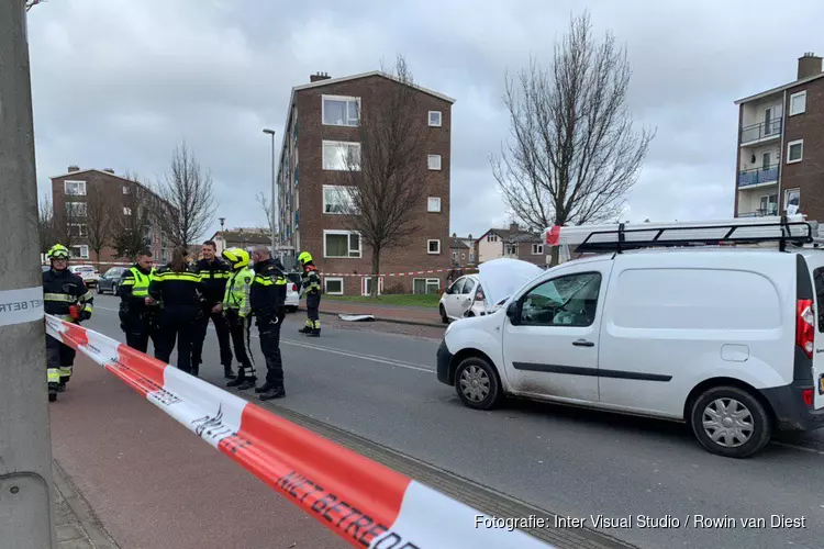 Auto tegen een bestelbus gereden in Zandvoort