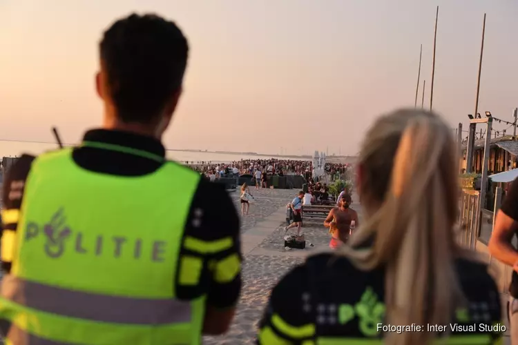 Politie zoekt getuigen van mishandeling op Zandvoortse strand